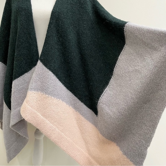 ELK Kulture Wrap Poncho Olive Green Pink Gray Colorblock Wool Alpaca Blend OS - Picture 5 of 13